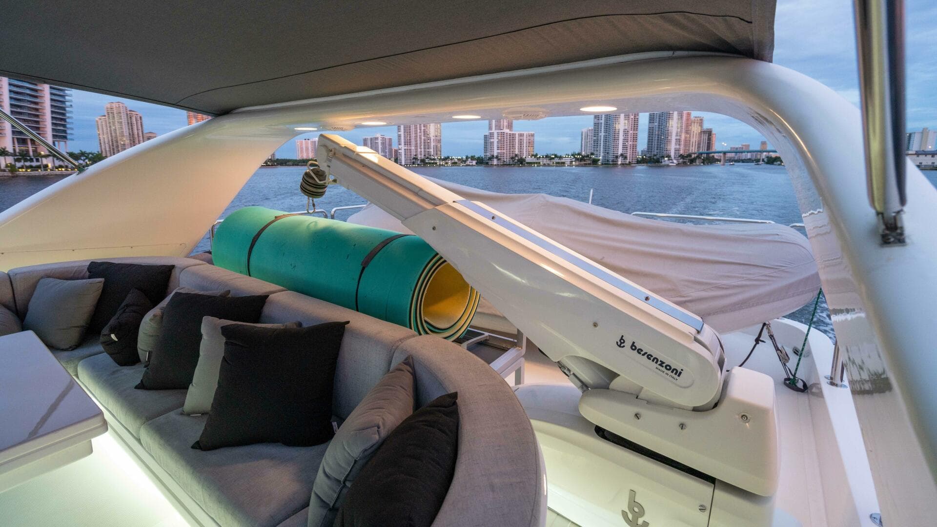 2005 Sanlorenzo SL82