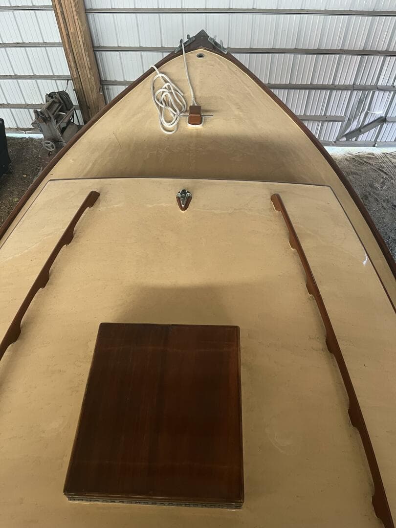 Adequate cabin top and fore deck