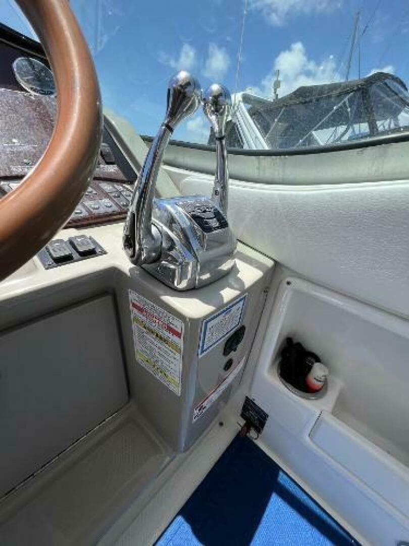 2012 Sea Ray Sundancer