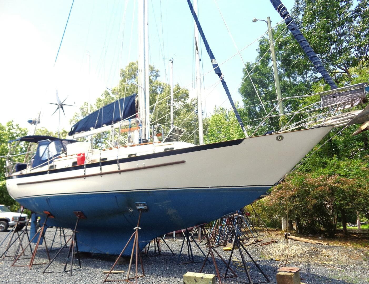 1995 Pacific Seacraft 37