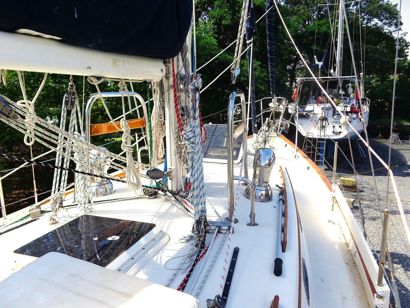 1995 Pacific Seacraft 37