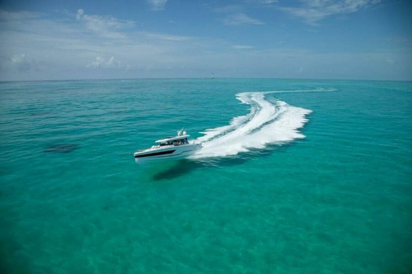 2025 Wellcraft 38 Explorer