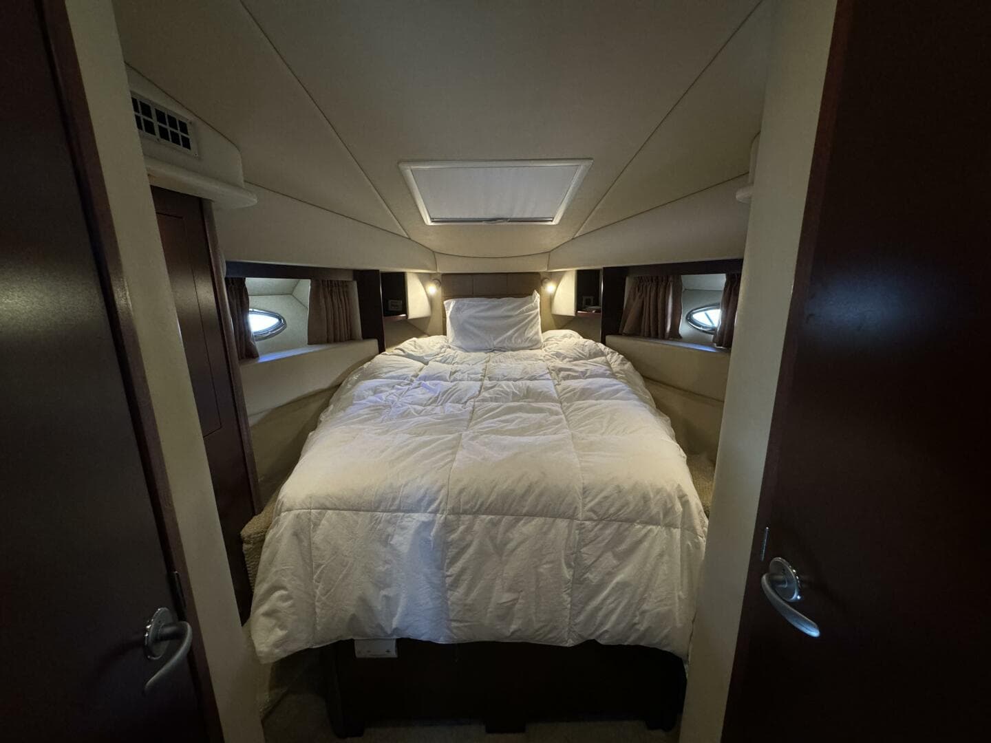 2007 Sea Ray 36 Sedan Bridge