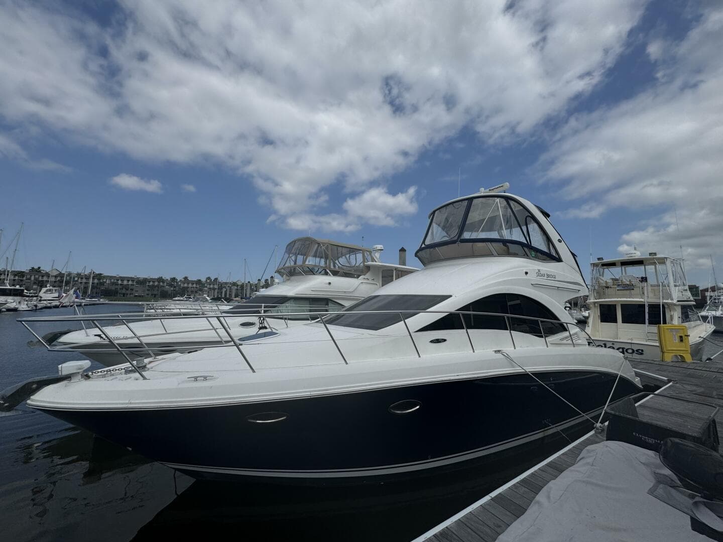 2007 Sea Ray 36 Sedan Bridge