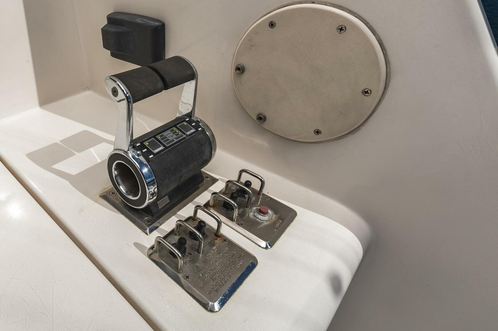 2008 Cabo 43 Convertible