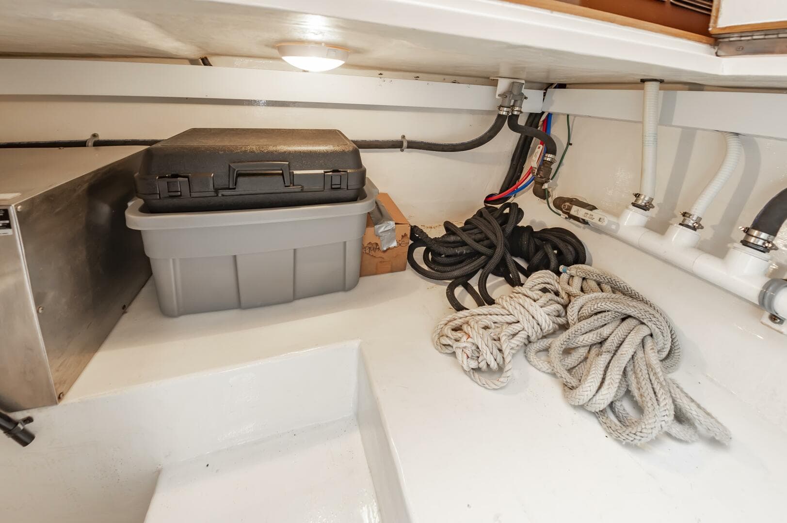 2008 Cabo 43 Convertible