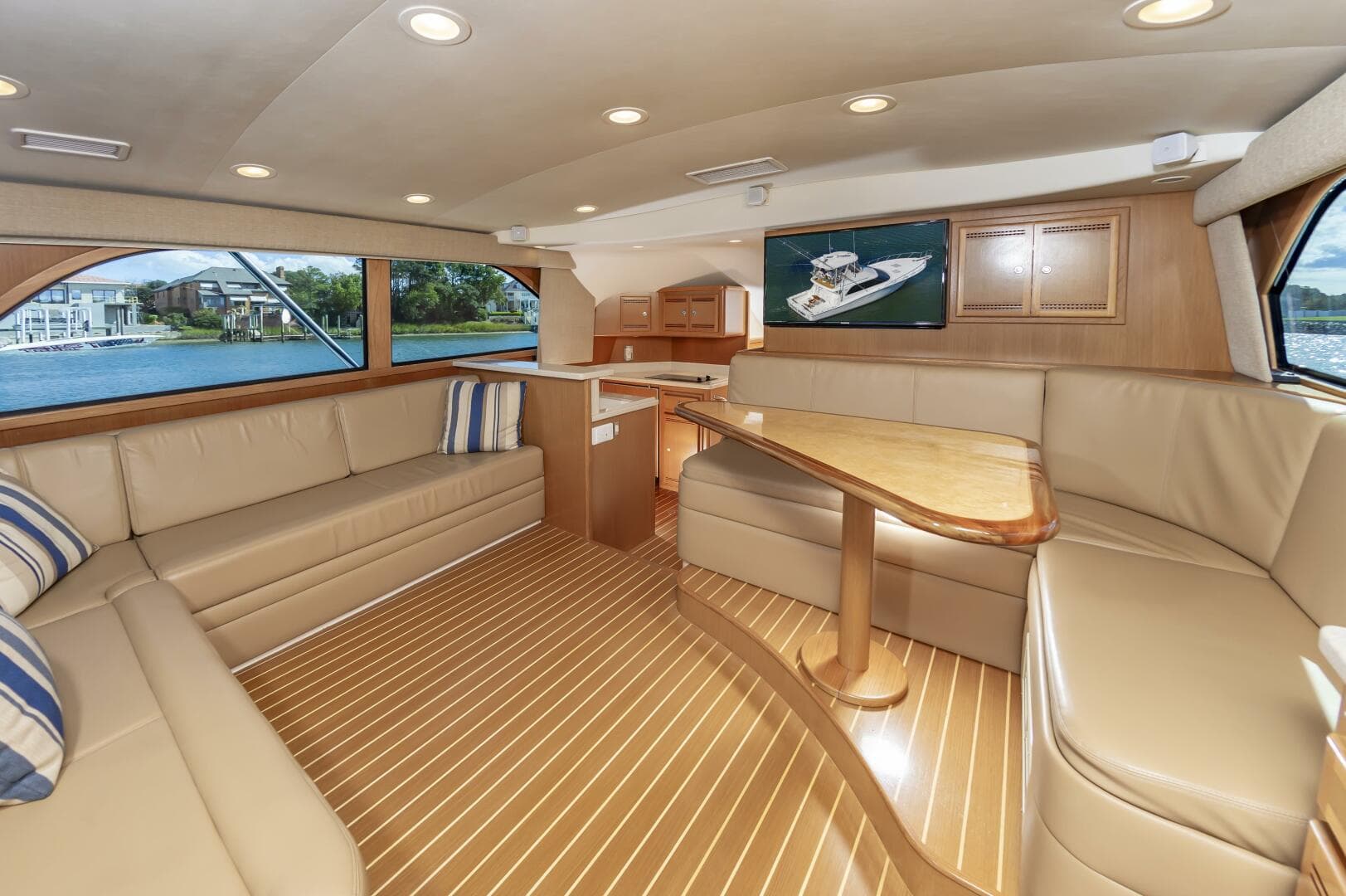 2008 Cabo 43 Convertible