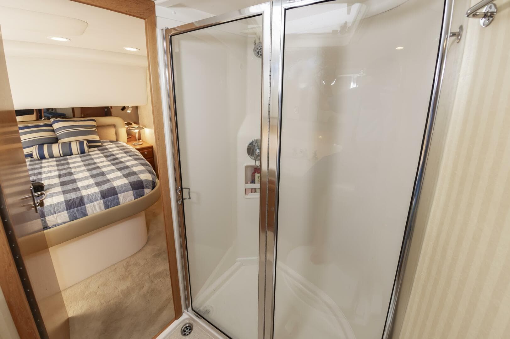 2008 Cabo 43 Convertible