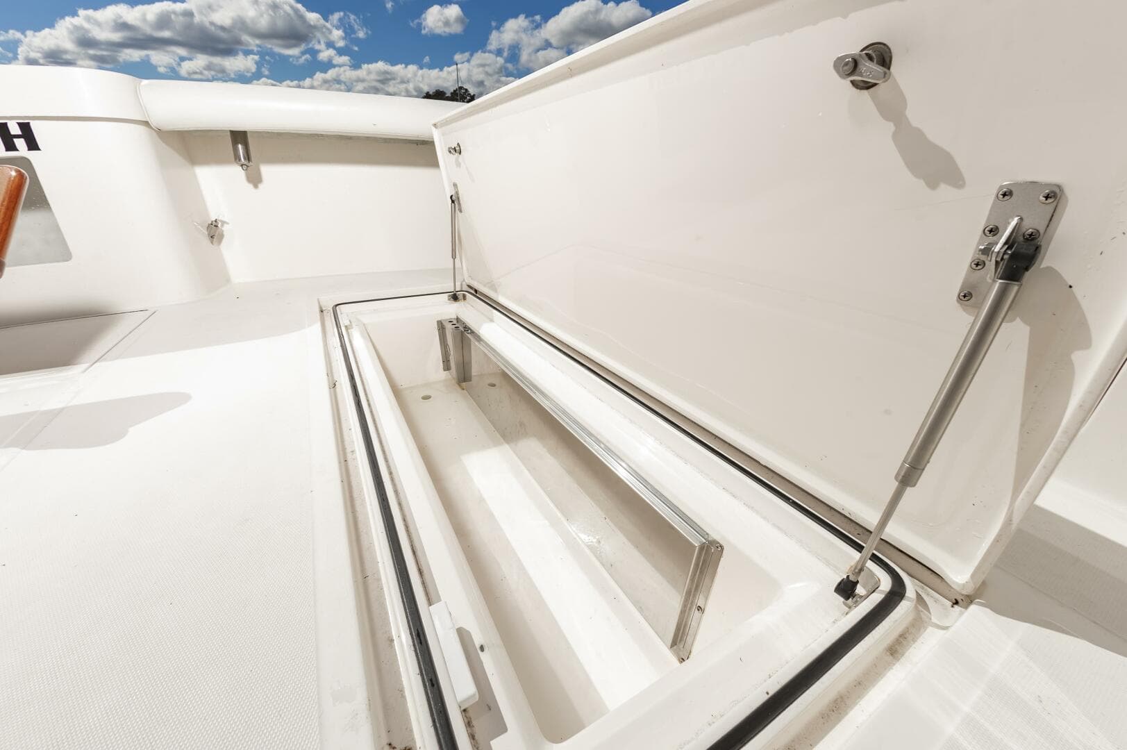 2008 Cabo 43 Convertible