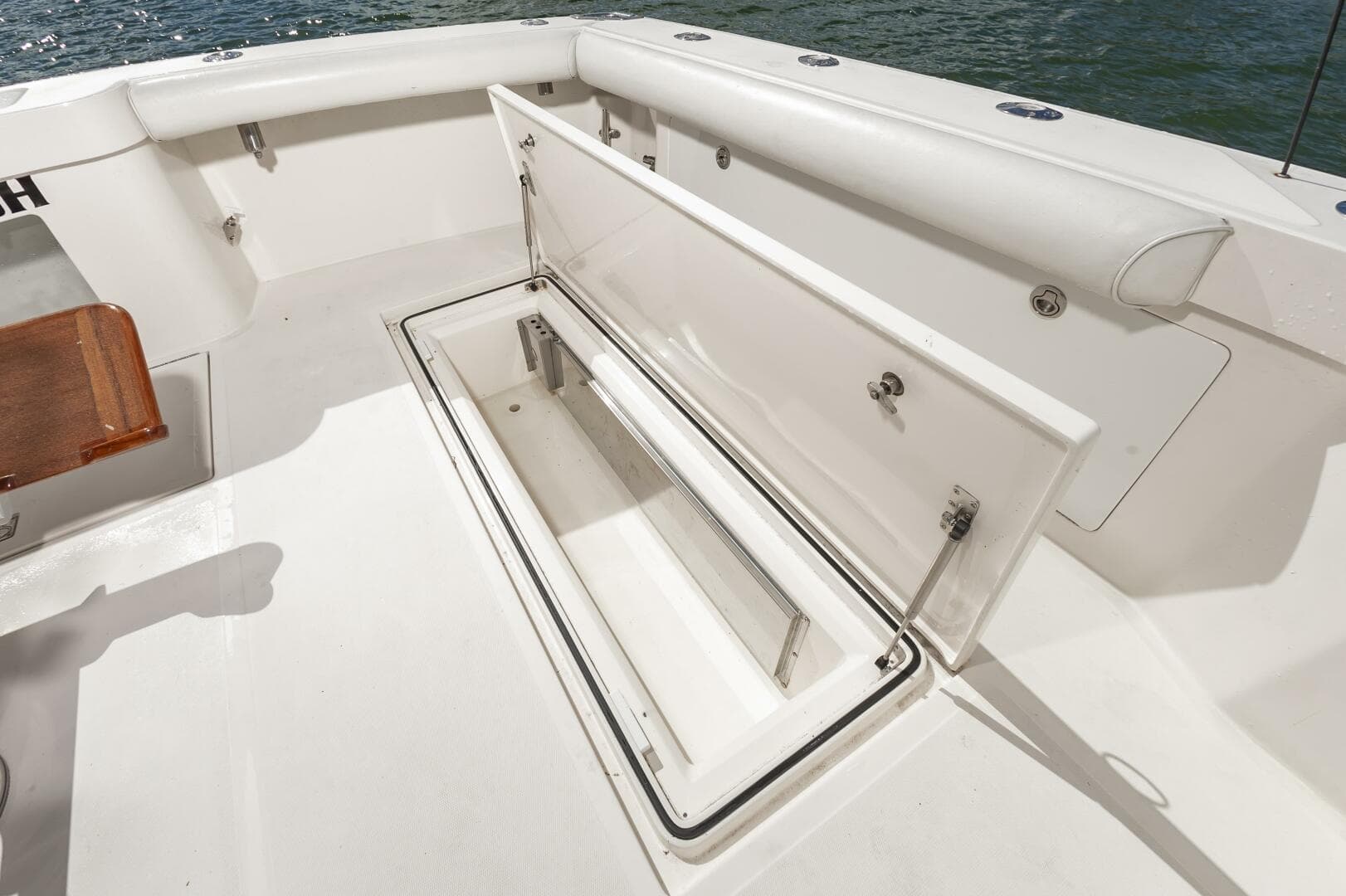 2008 Cabo 43 Convertible