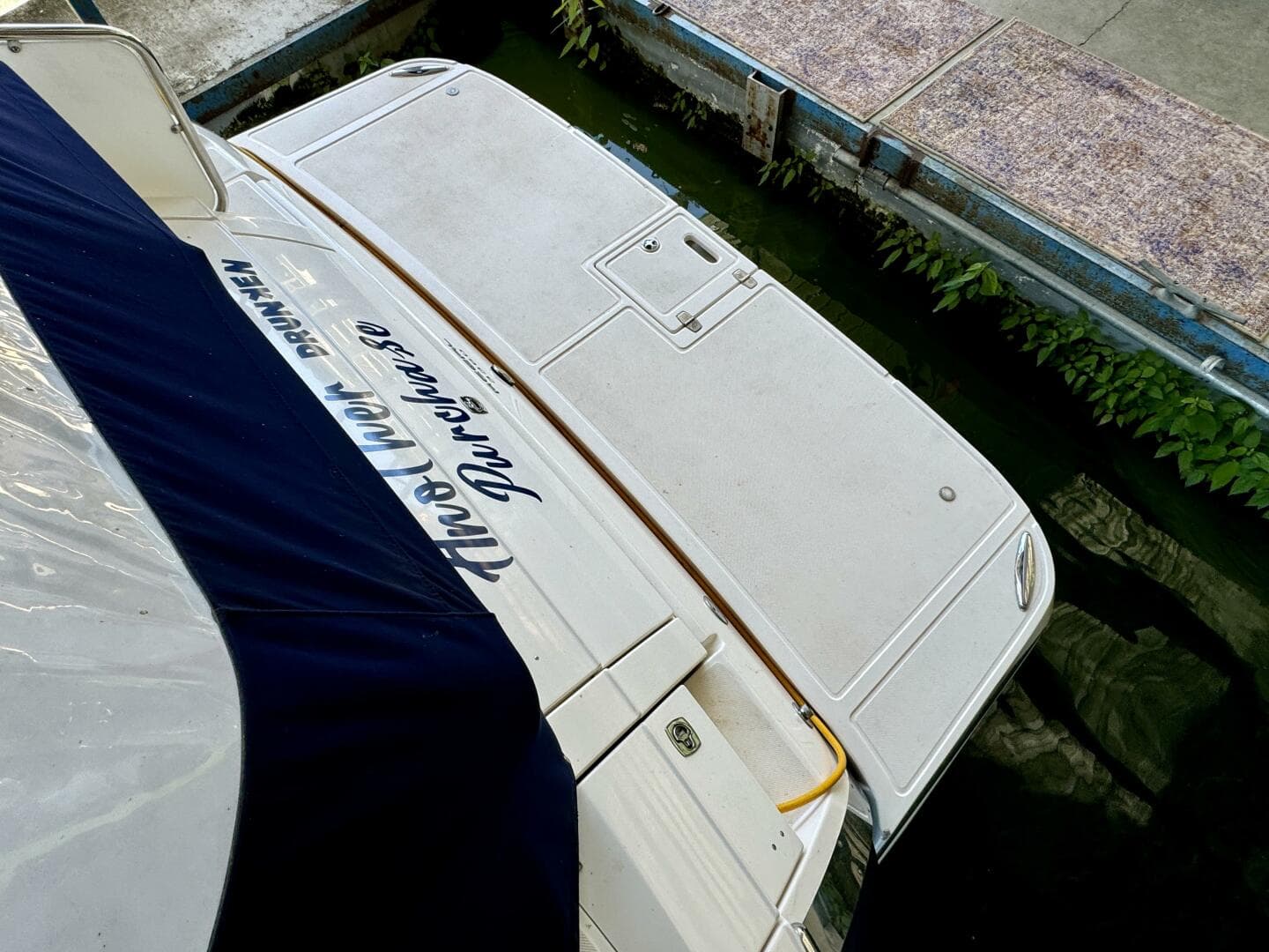 2006 Regal 3360 Window Express