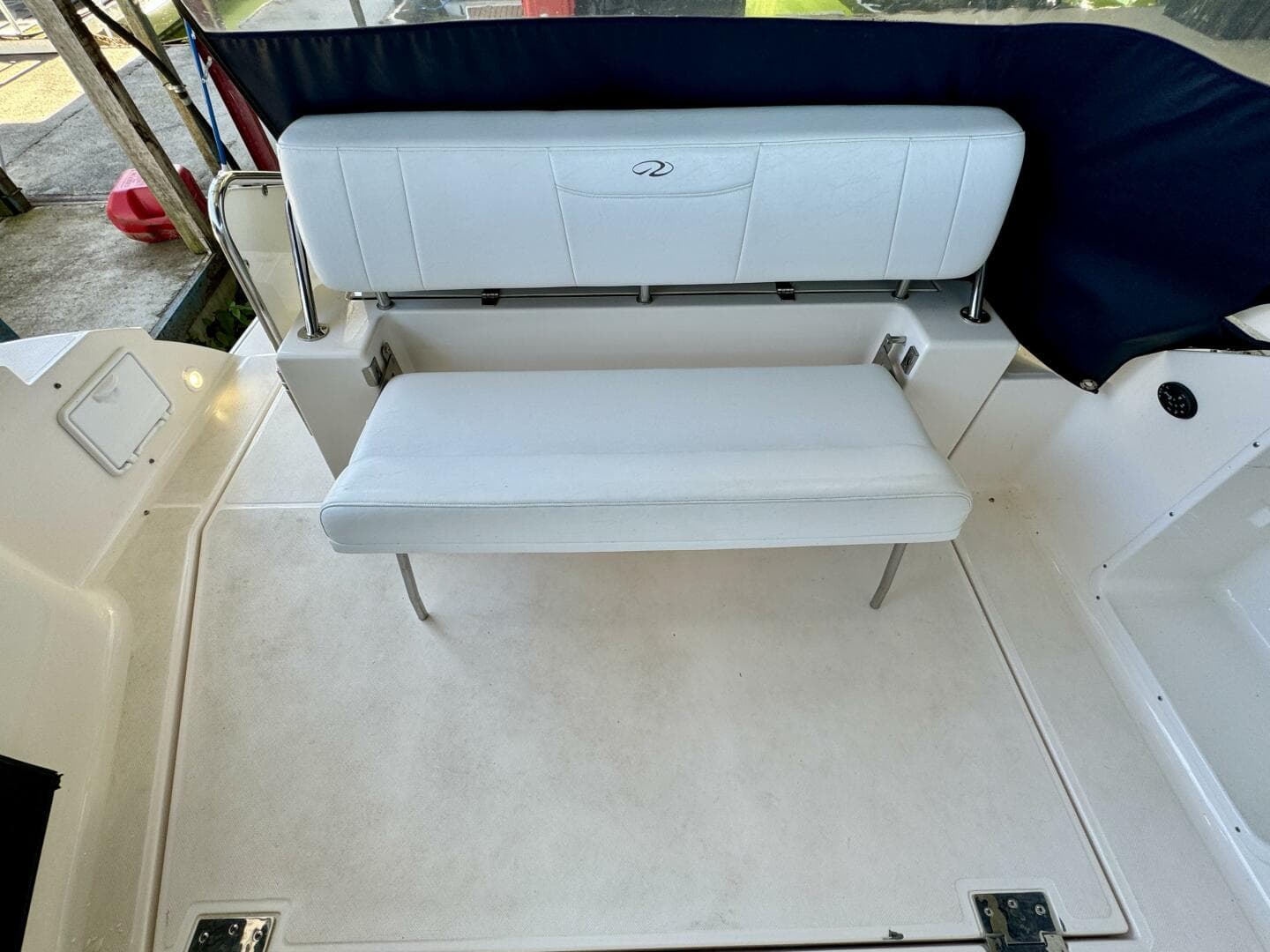 2006 Regal 3360 Window Express