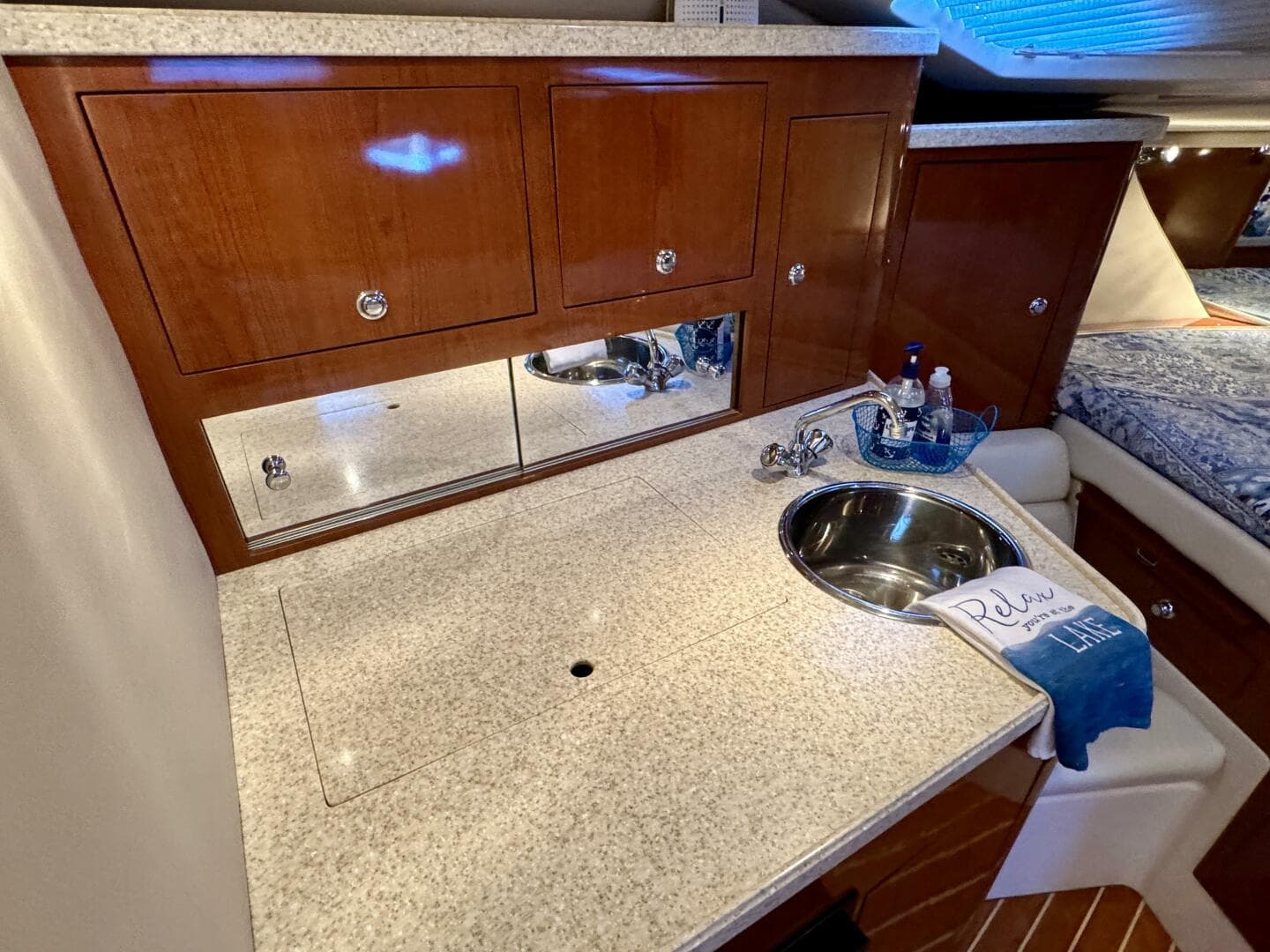 2006 Regal 3360 Window Express