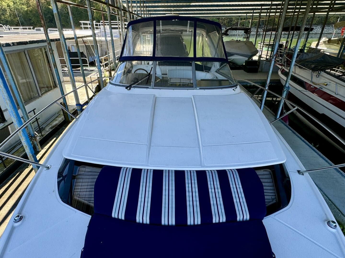 2006 Regal 3360 Window Express