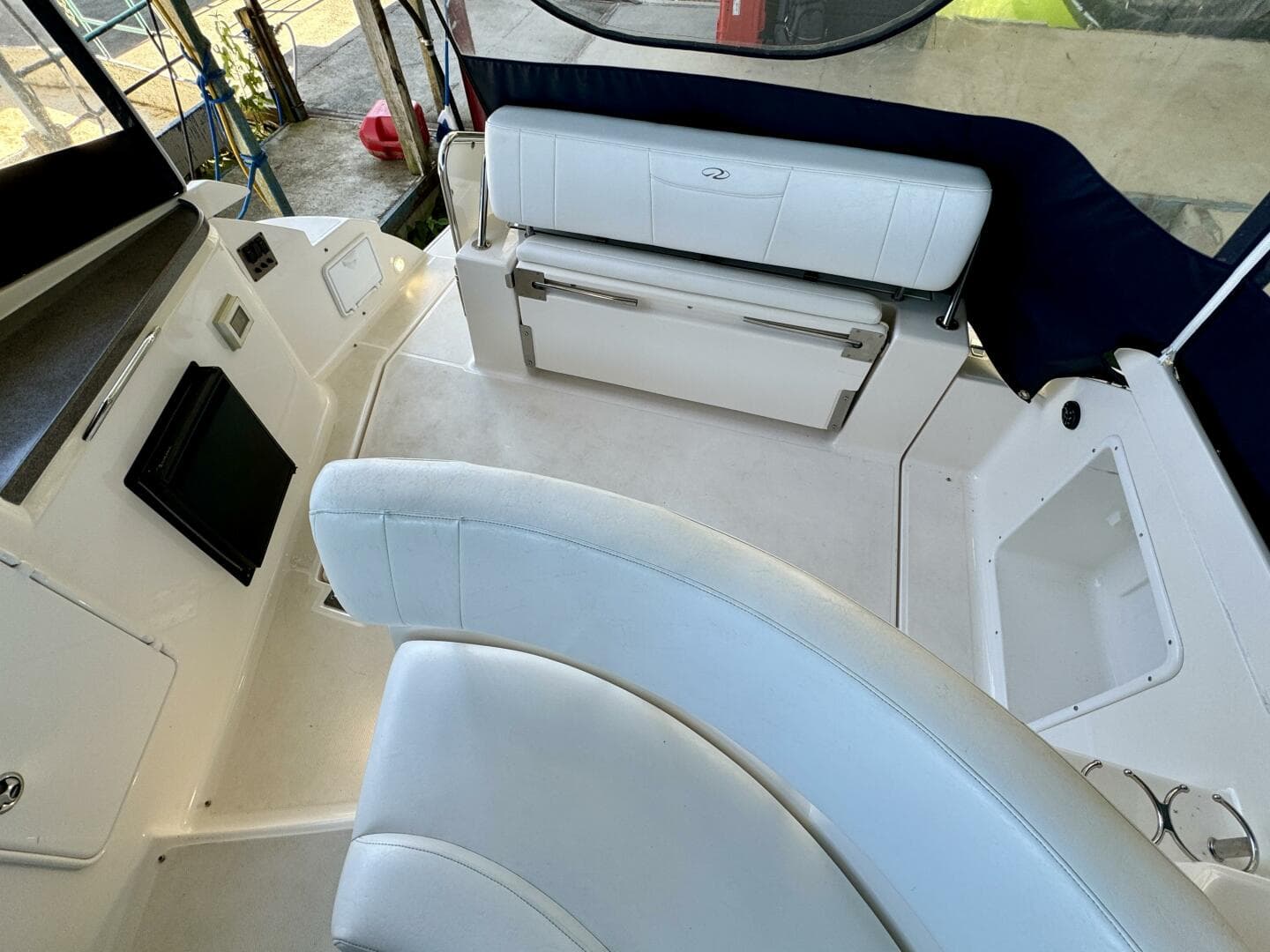 2006 Regal 3360 Window Express