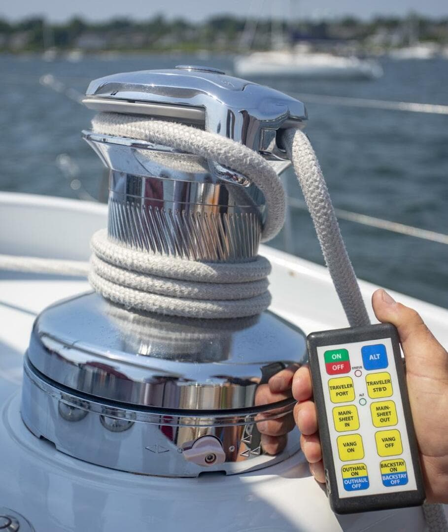 Mainsheet Winch with Remote
