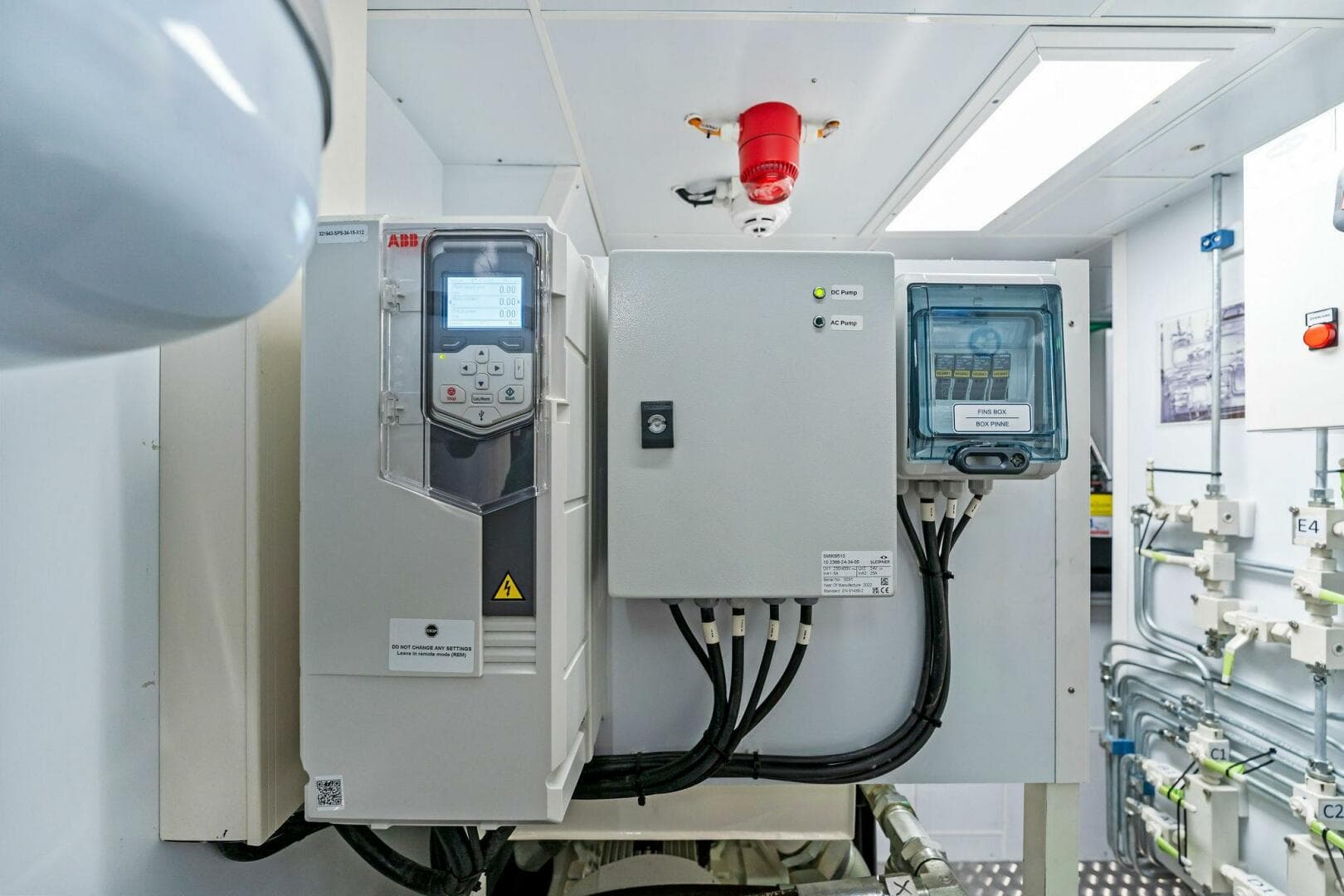 2024 Custom Line Navetta 33