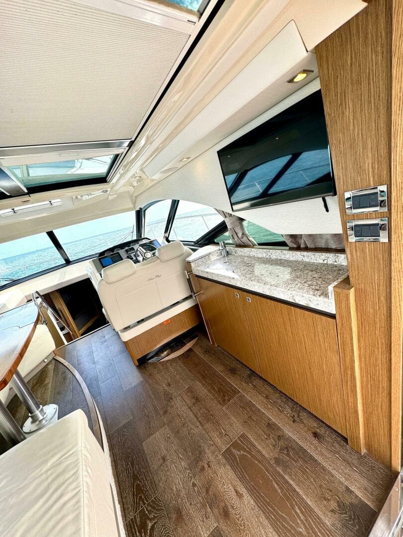 2017 Sea Ray 510 Sundancer