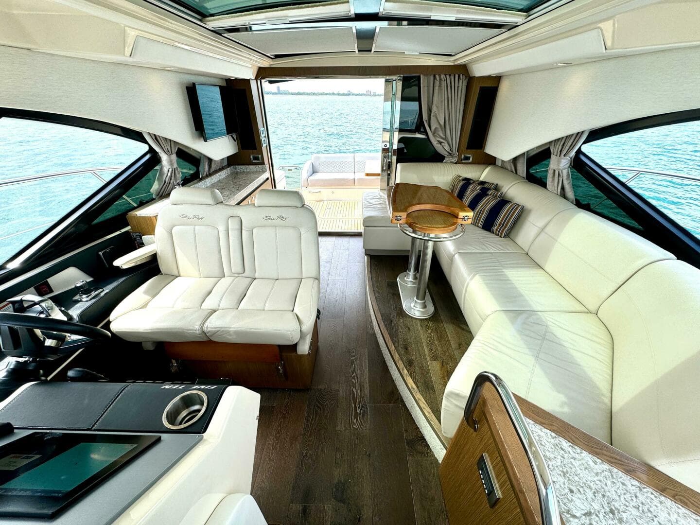 2017 Sea Ray 510 Sundancer