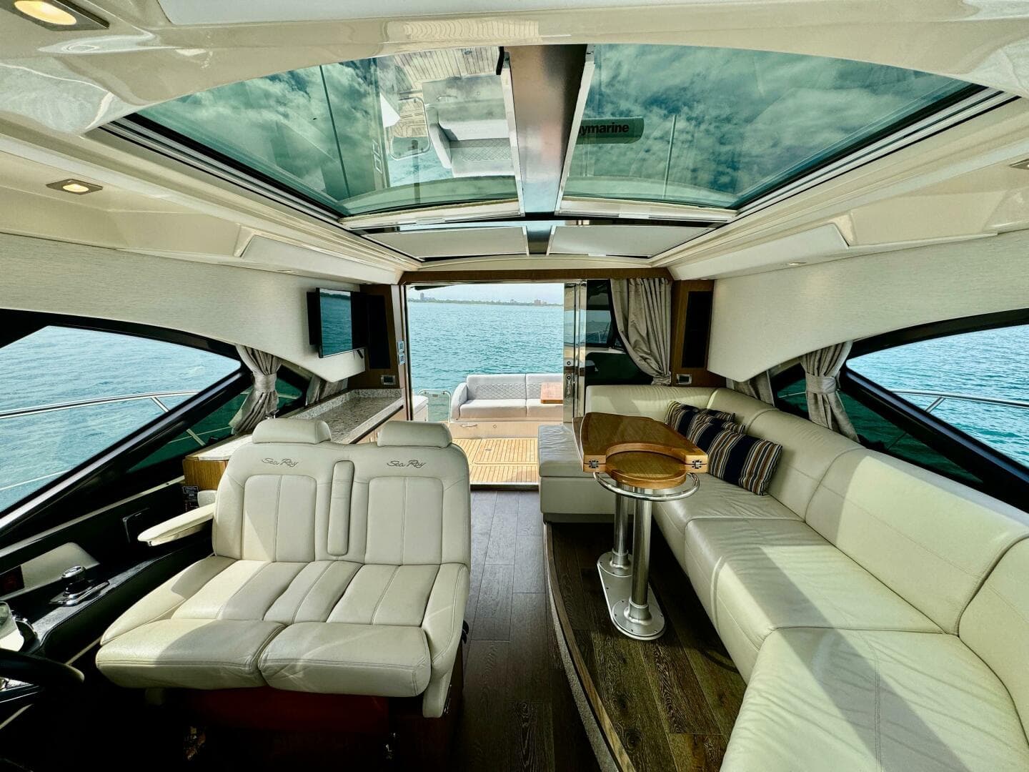 2017 Sea Ray 510 Sundancer