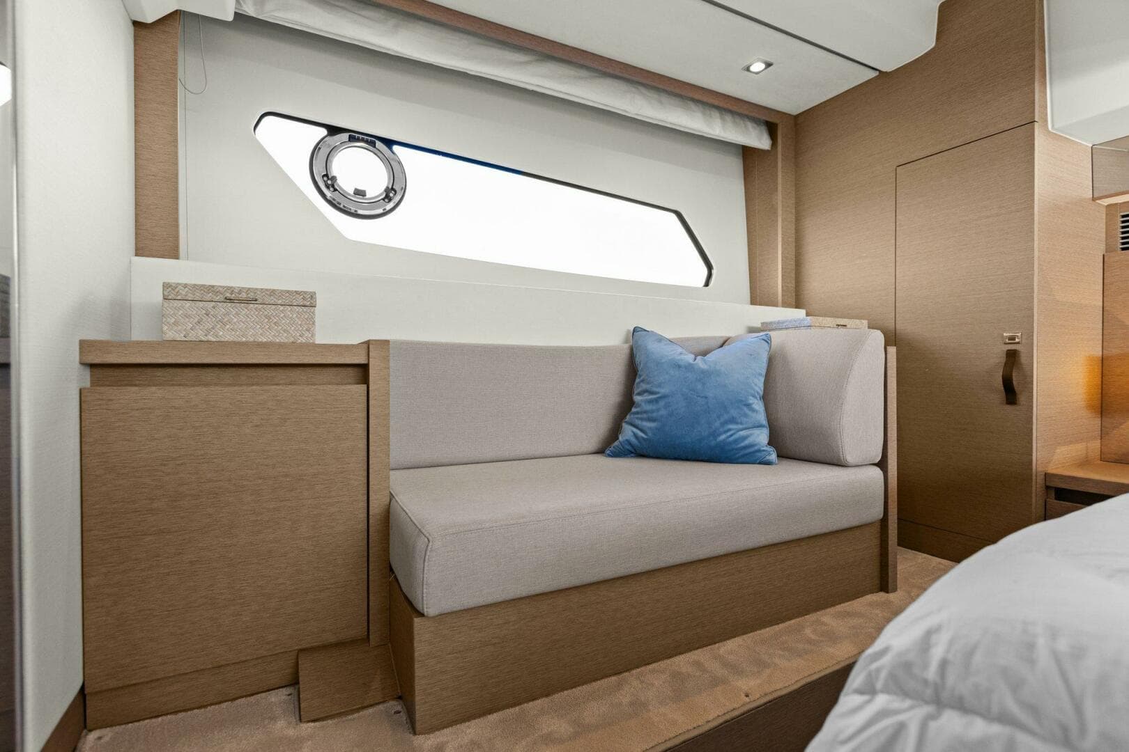 2022 Prestige 460 Flybridge - Brace Yourself Too -Master Stateroom