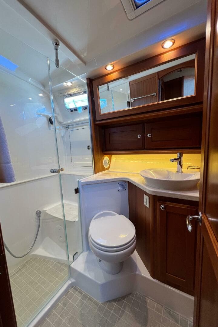 2018 Sabre 45 Salon Express