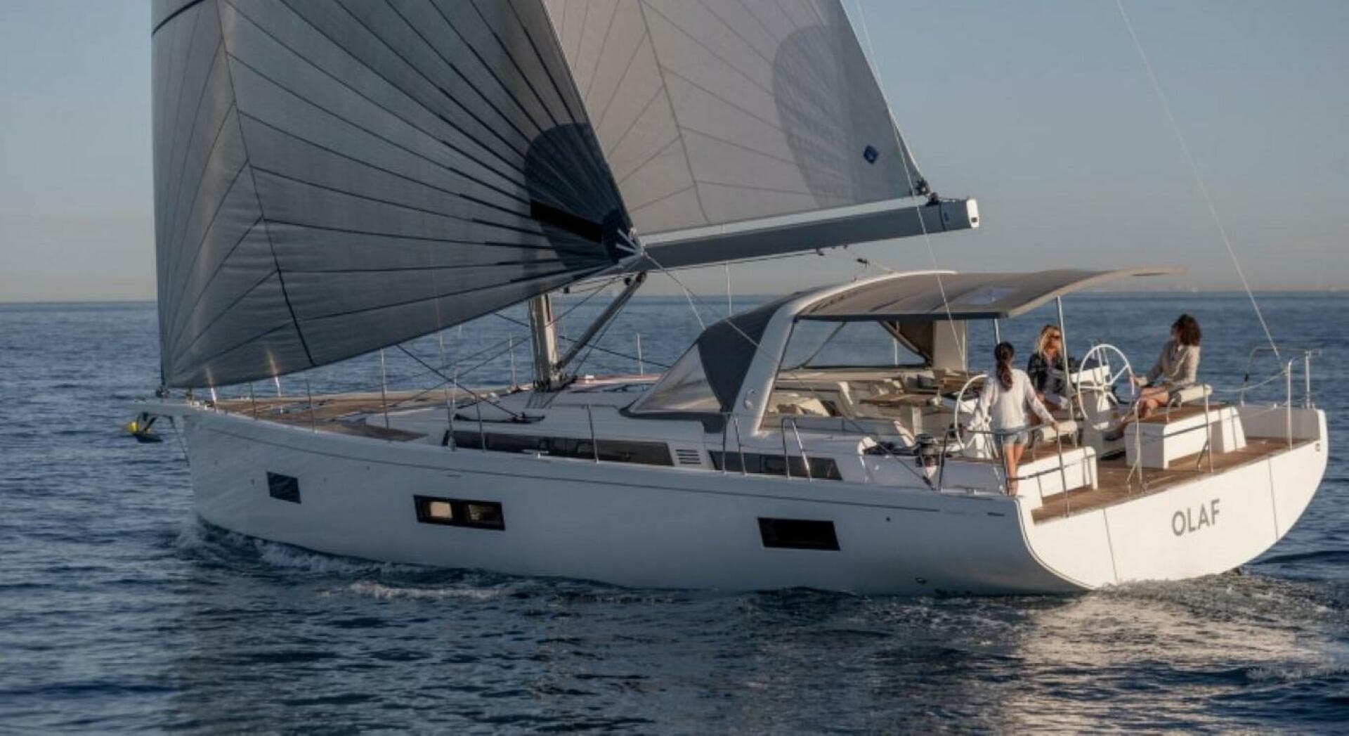 2025 Beneteau Oceanis Yacht 54