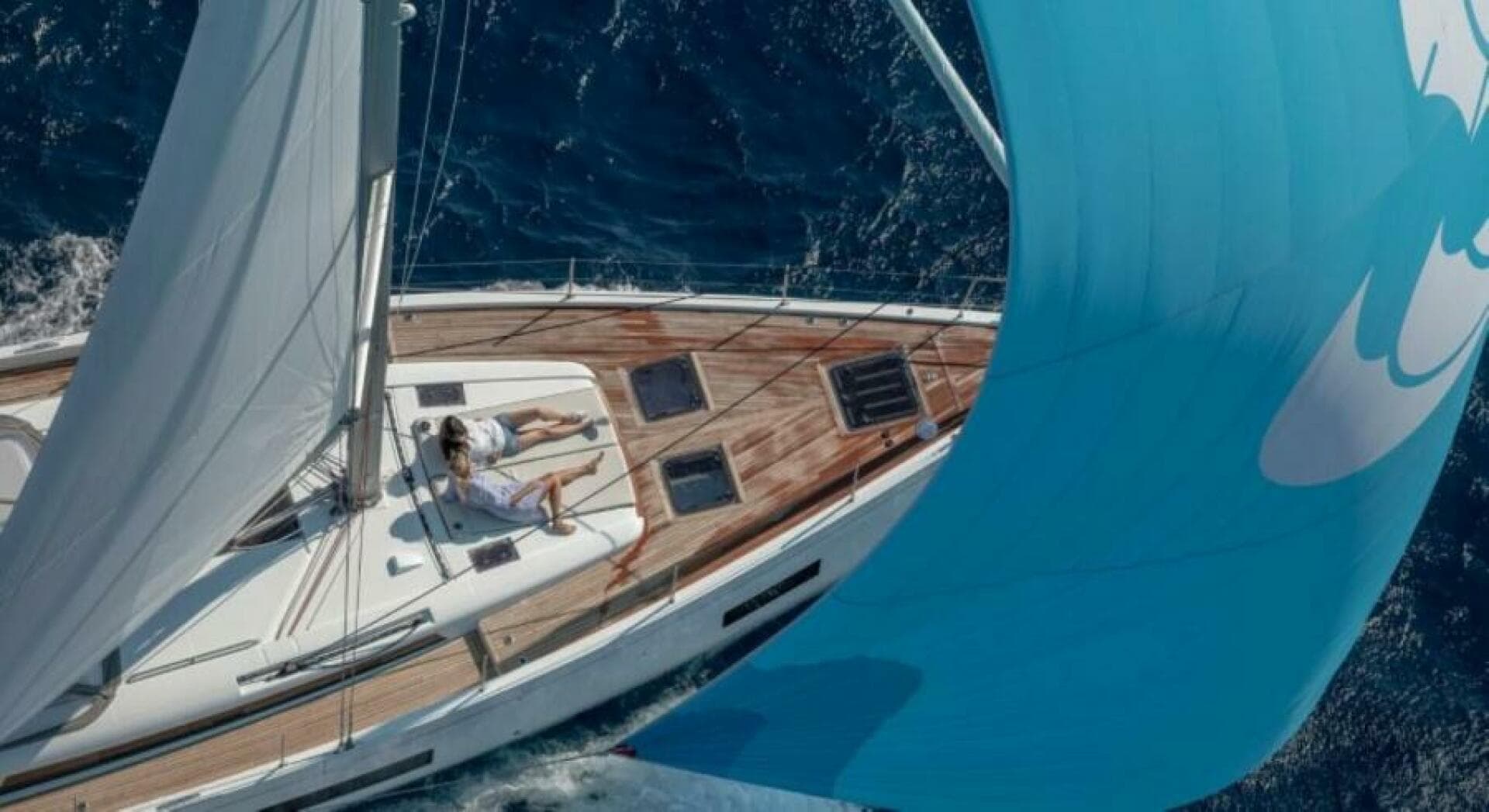 2025 Beneteau Oceanis Yacht 54