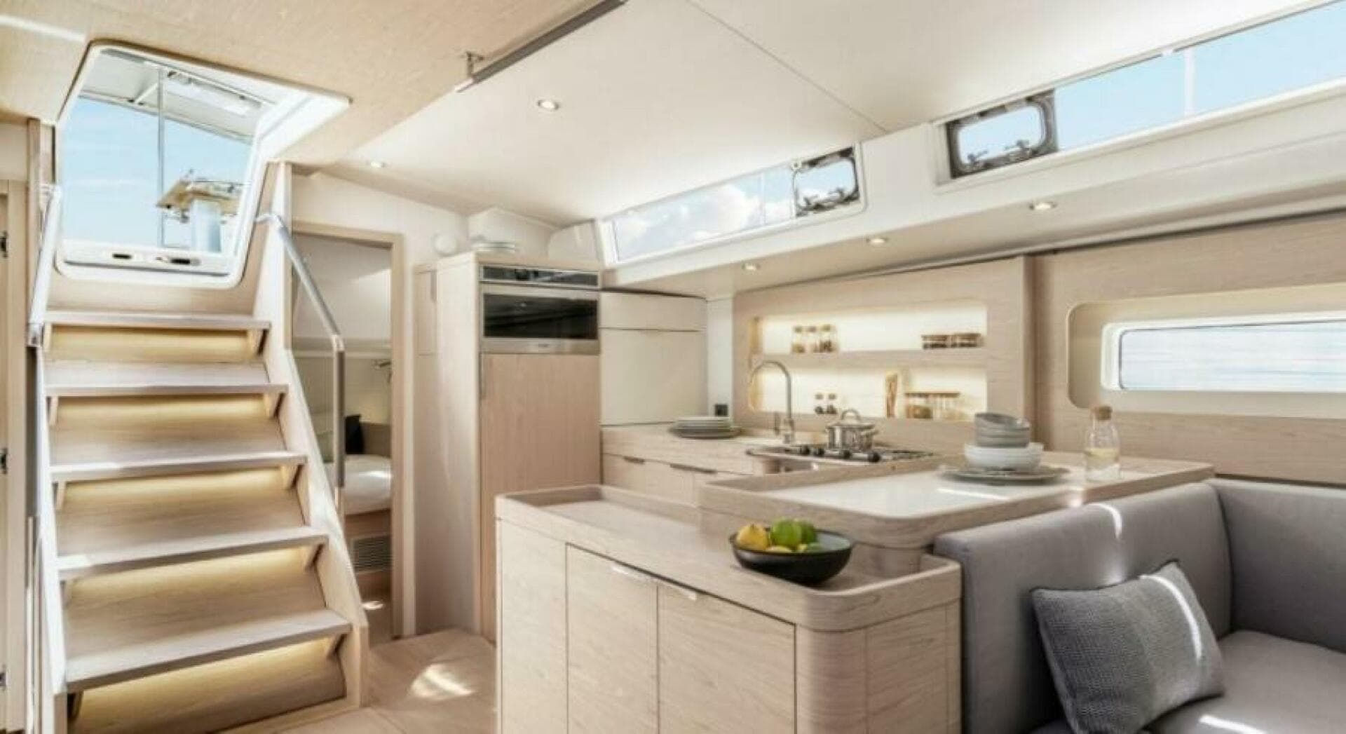 2025 Beneteau Oceanis Yacht 54