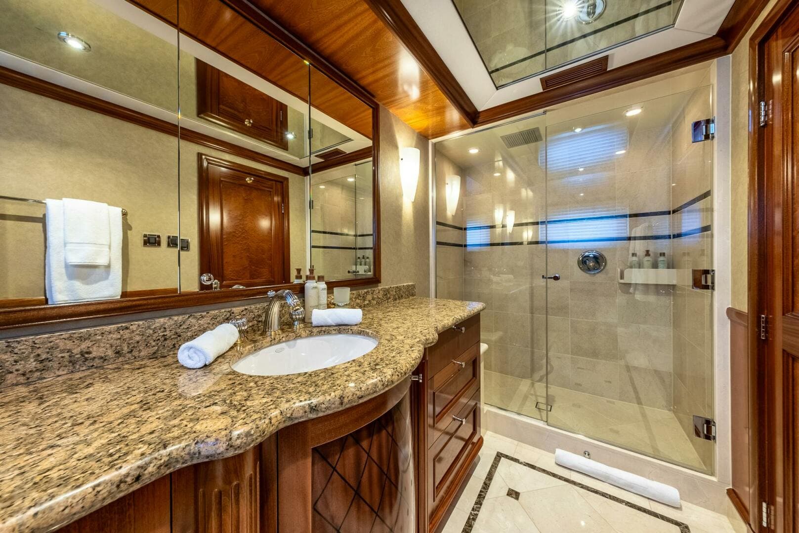 2007 Richmond Yachts Richmond 142