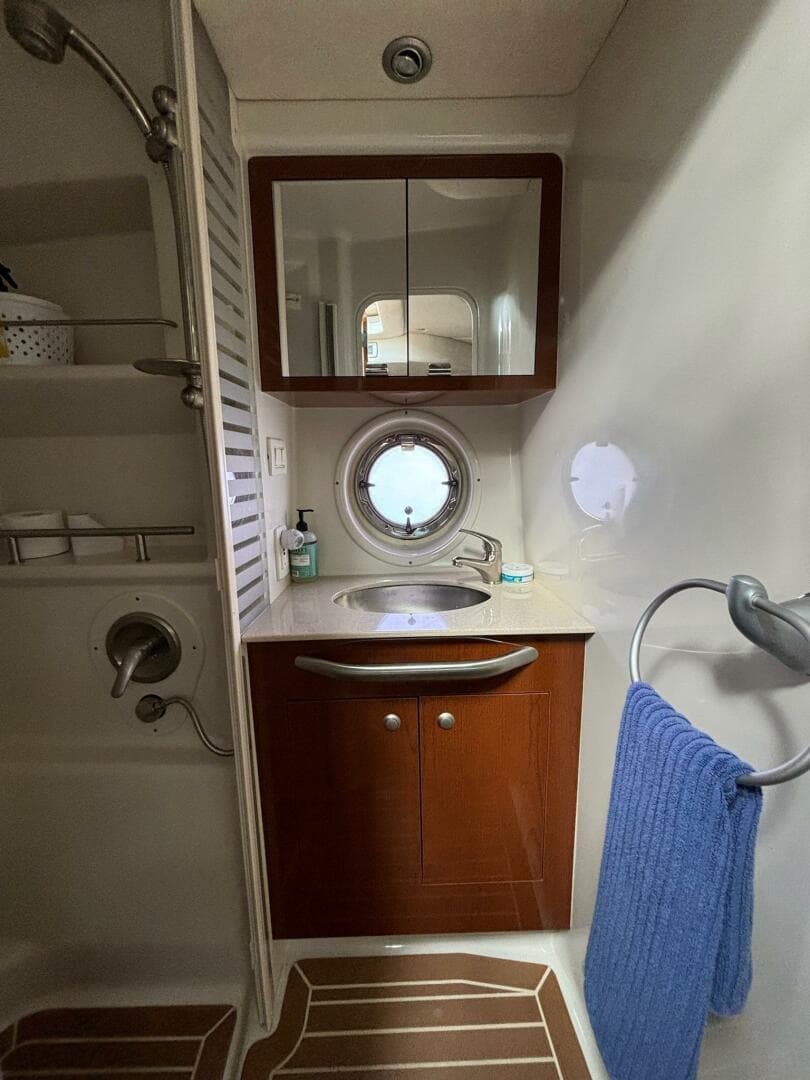 2009 Sea Ray SUNDANCER 350