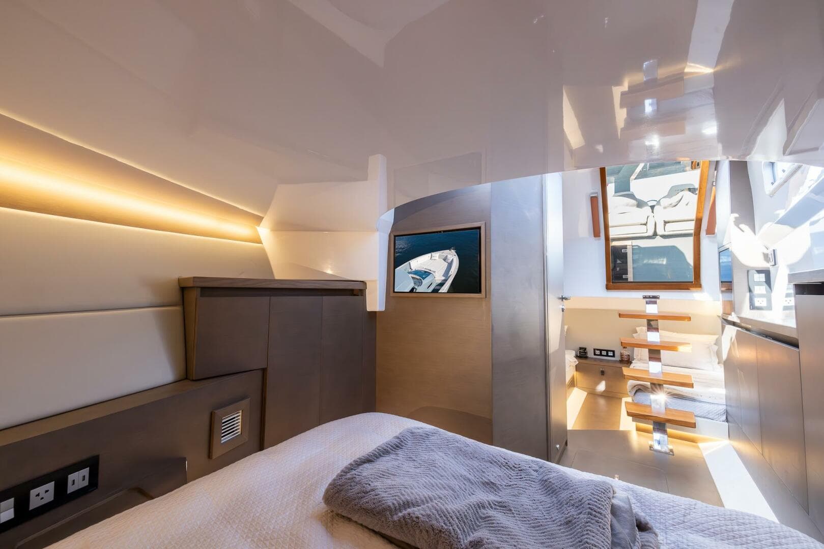 2022 Tesoro 38T Cruiser