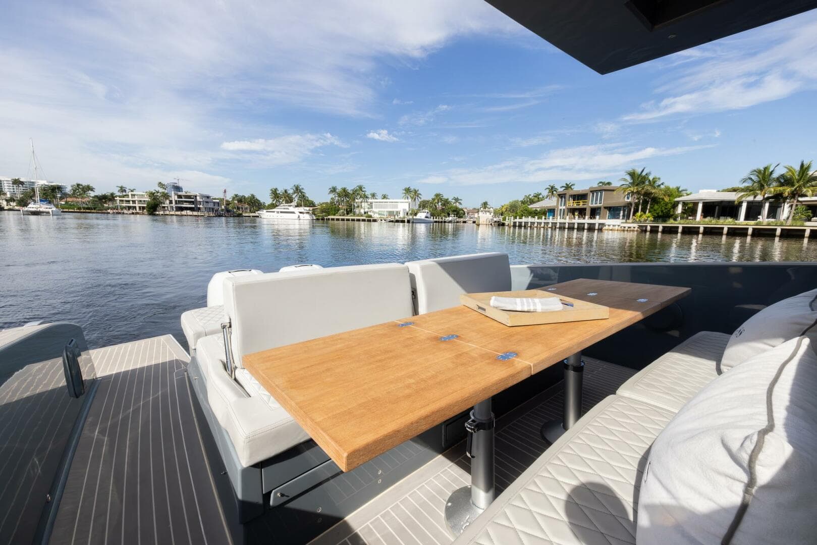 2022 Tesoro 38T Cruiser