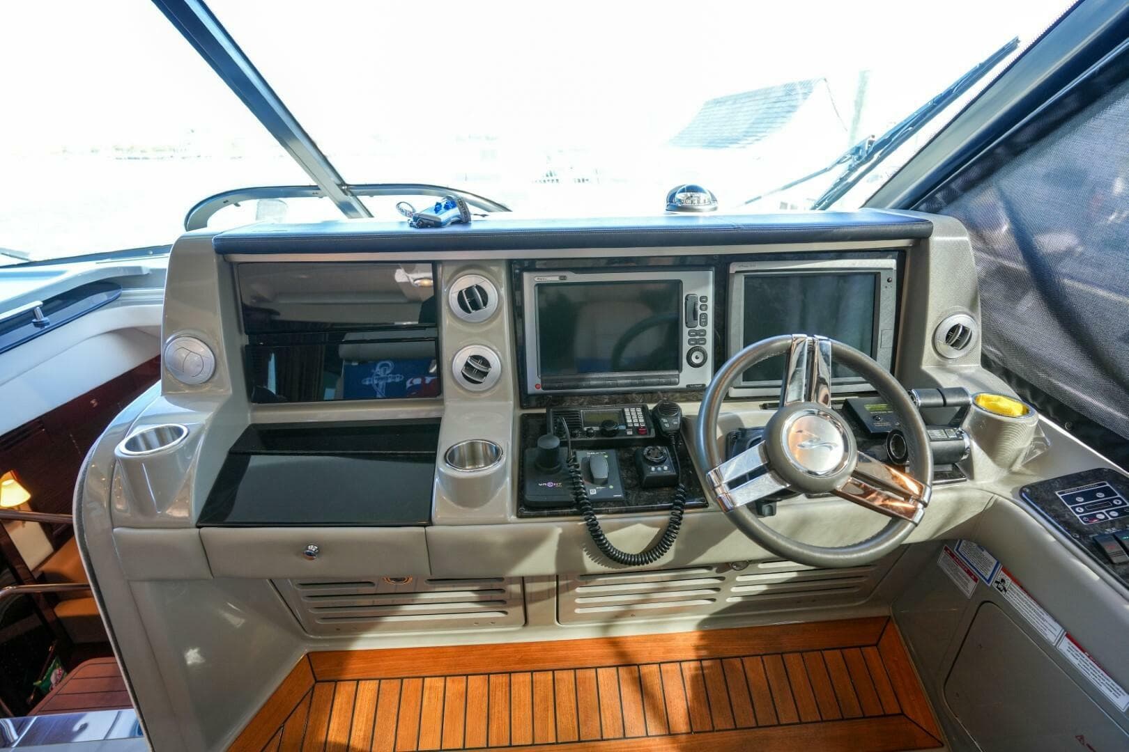 2013 Sea Ray 610 Sundancer