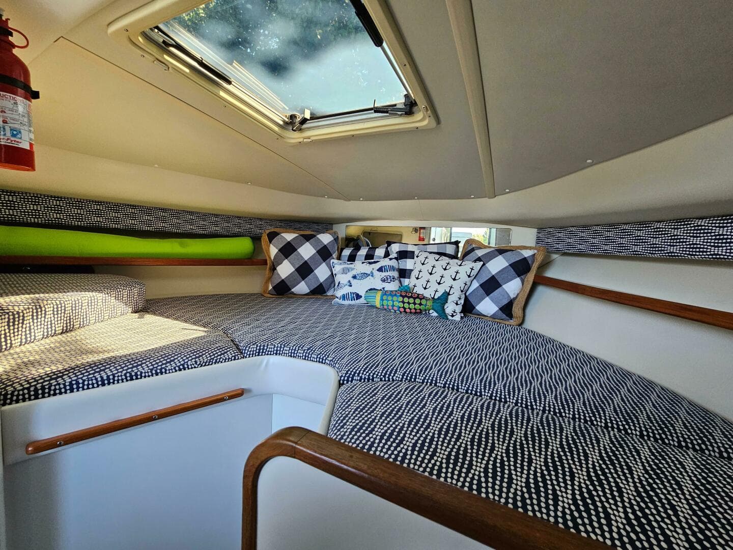 1997 Tiara Yachts 2900 Coronet