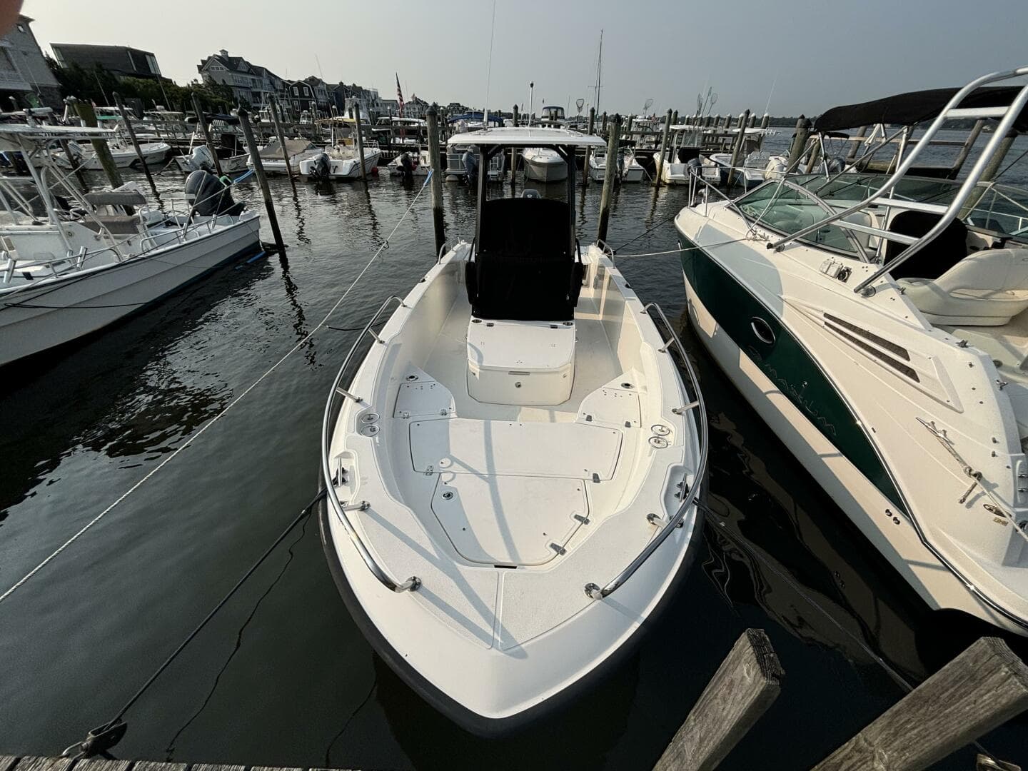 2023 Boston Whaler 250 Dauntless