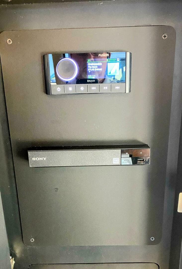 1998 Sea Ray 480 Sedan Bridge