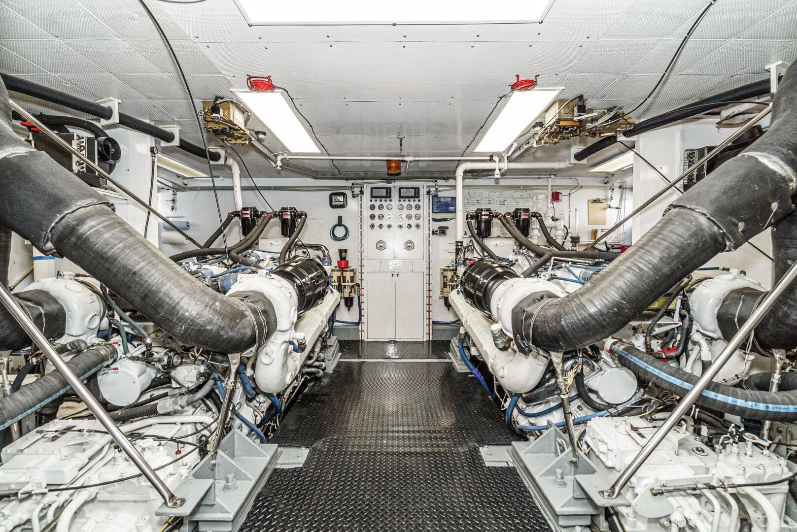 1992 Barattucci Yacht Fisher