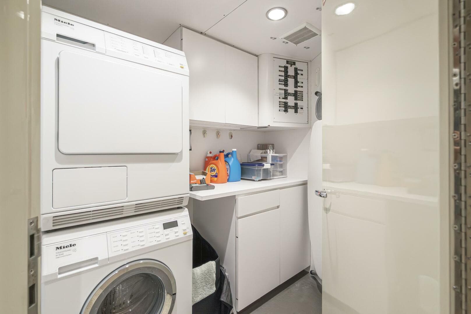 1992 Barattucci Yacht Fisher