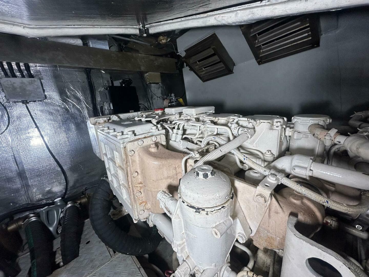 2005 Astondoa 53 Open