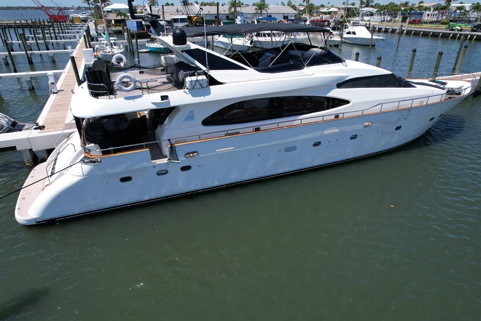 1999 Azimut 