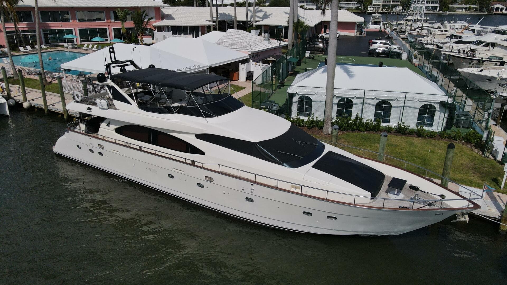 1999 Azimut 