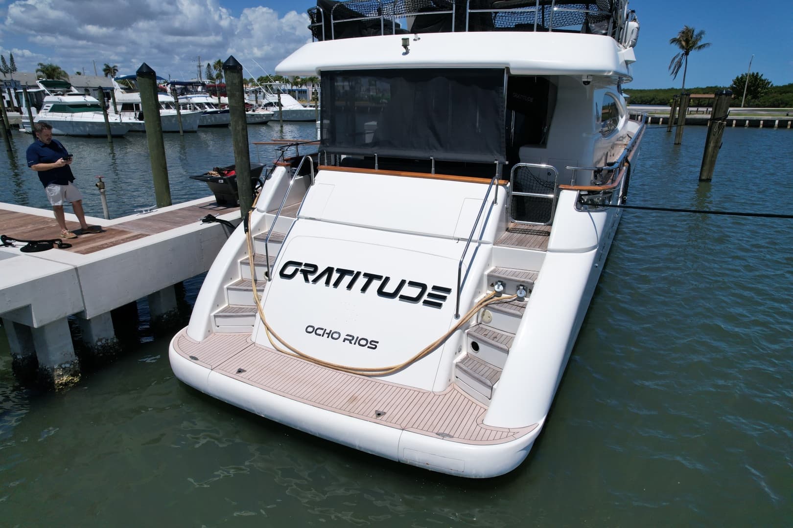 1999 Azimut 