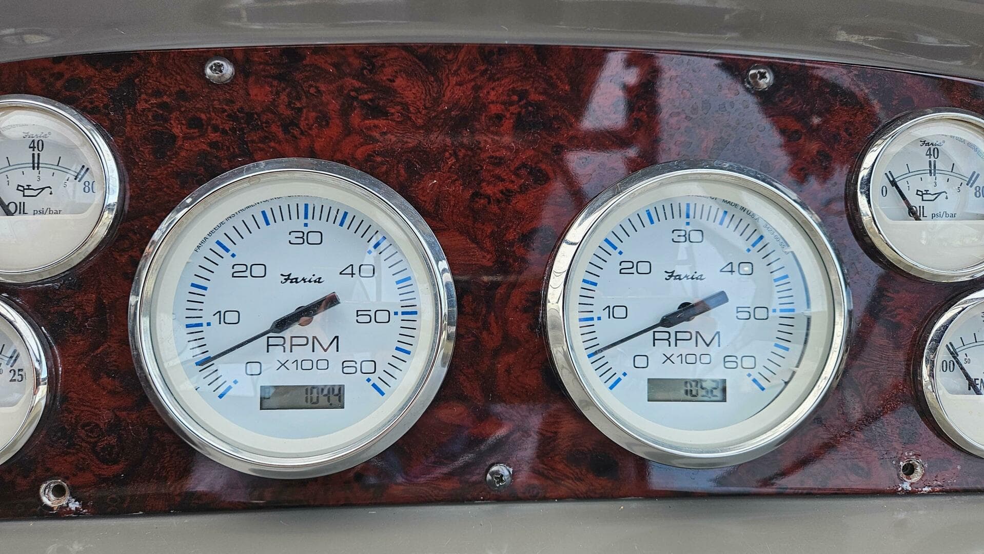 2007 Regal 3760 Commodore