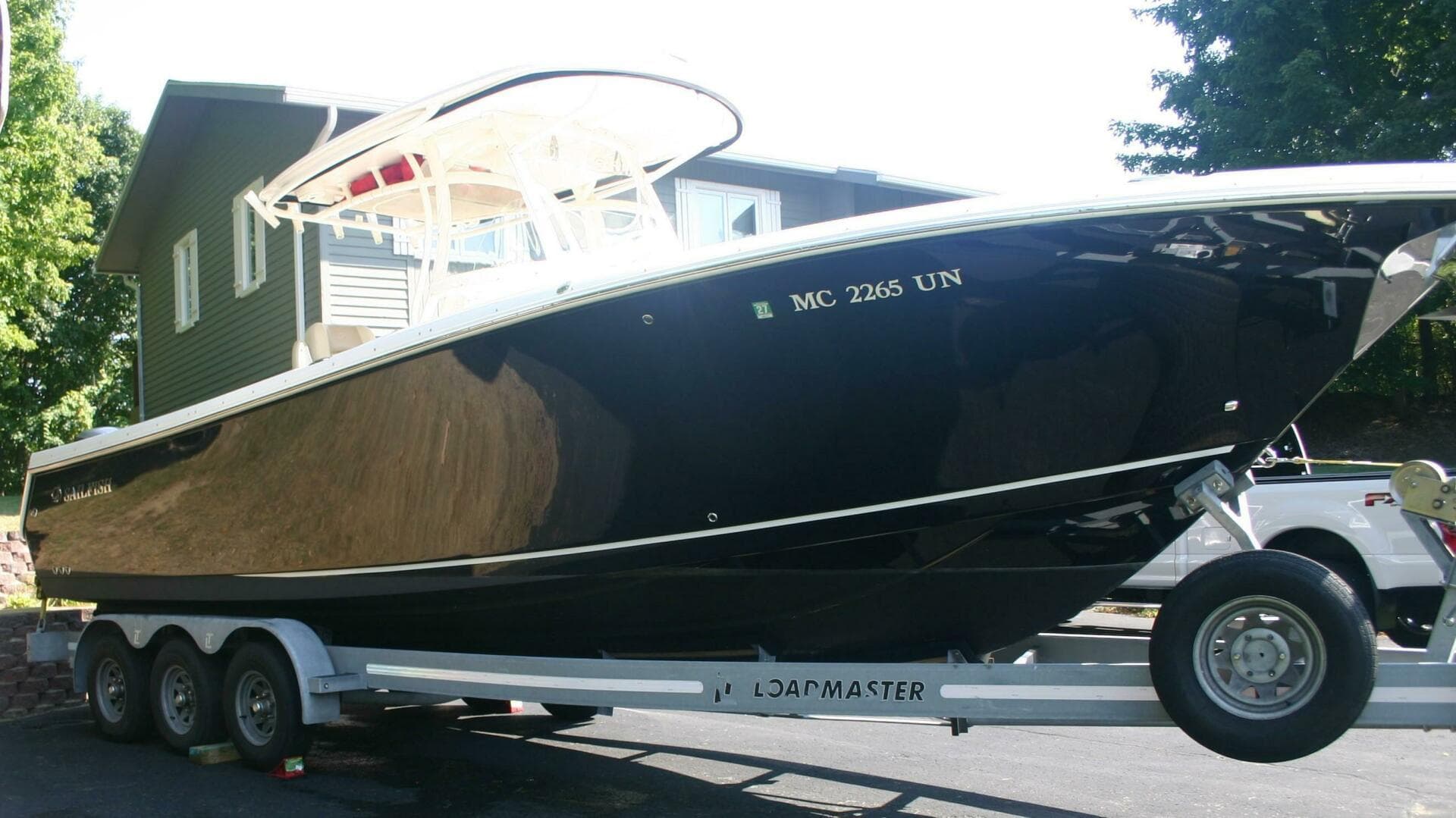 2017 Sailfish 290 Center Console