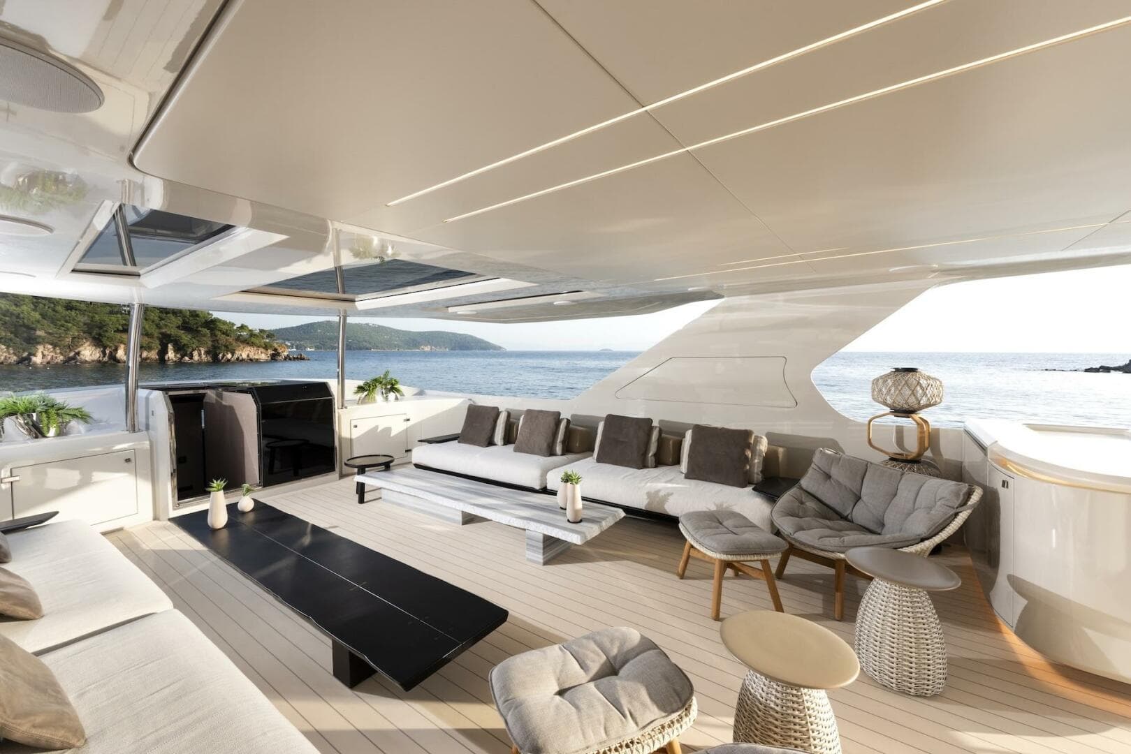 2025 Mazu Yachts 92