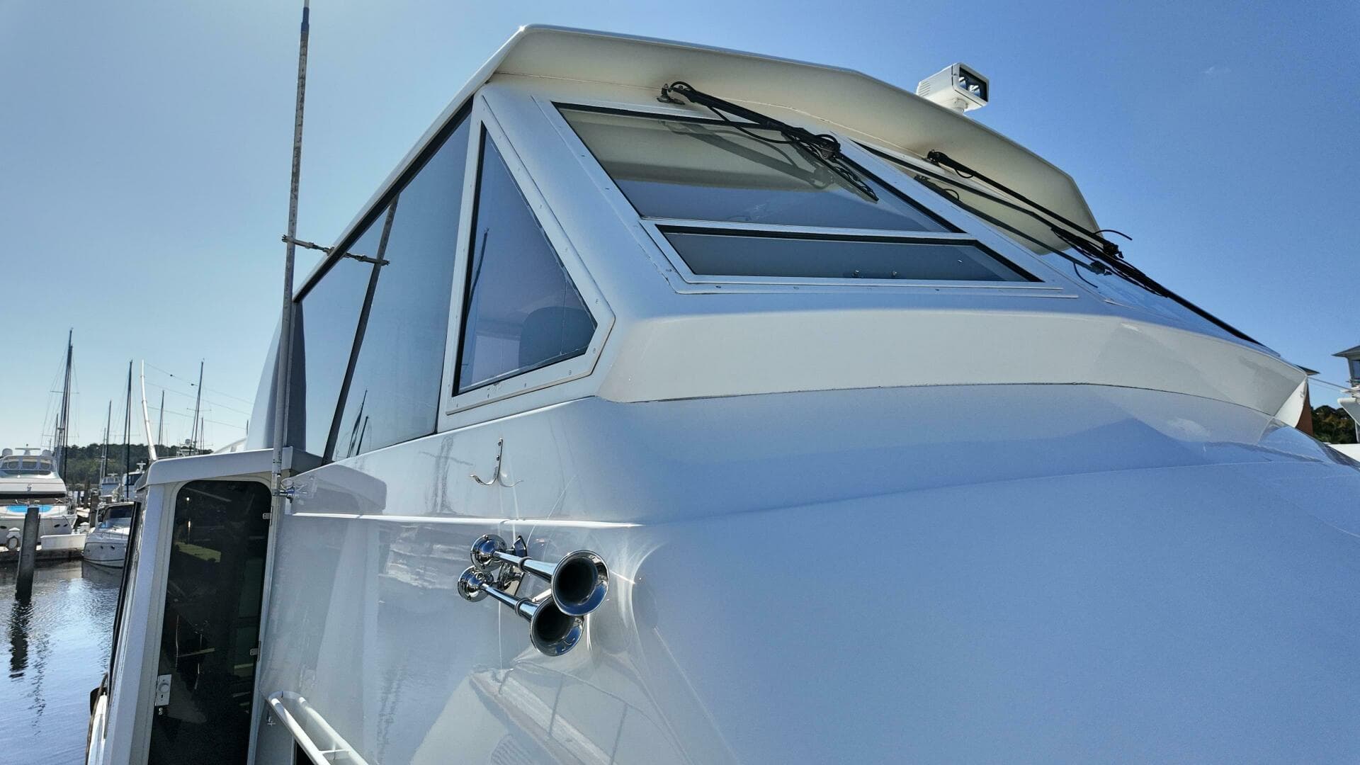 1999 Viking 60 Cockpit Sport Yacht