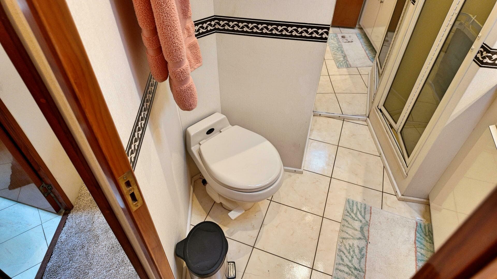 1999 Viking 60 Cockpit Sport Yacht