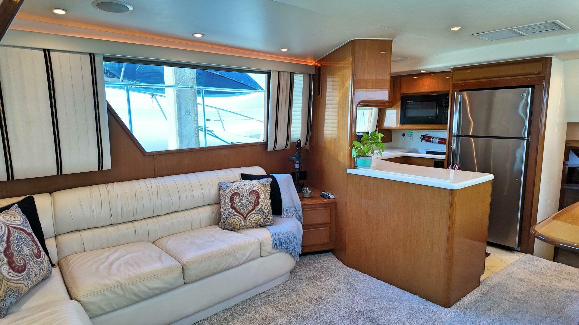 1999 Viking 60 Cockpit Sport Yacht