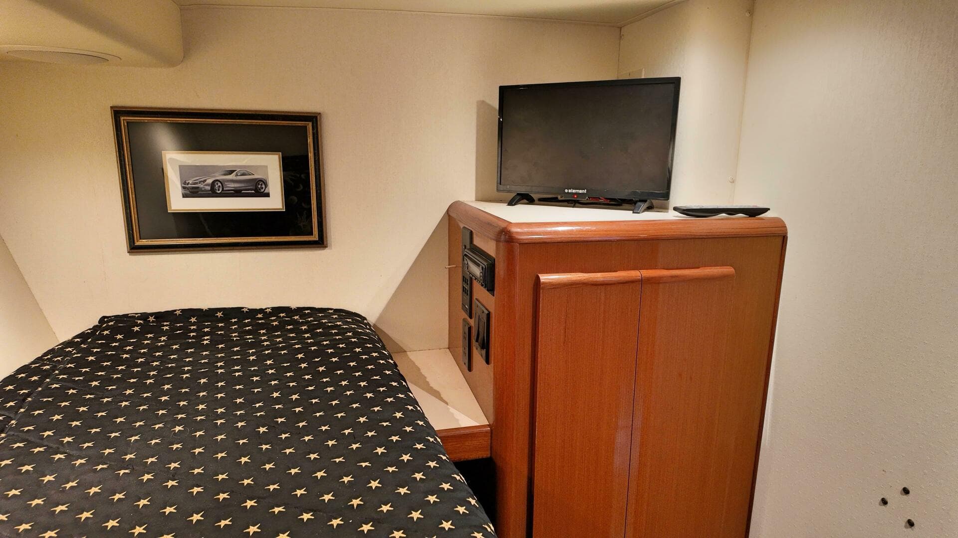 1999 Viking 60 Cockpit Sport Yacht